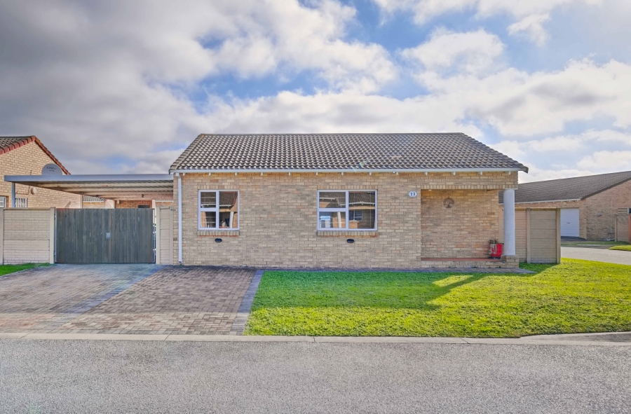 2 Bedroom Property for Sale in Parsonsvlei Eastern Cape
